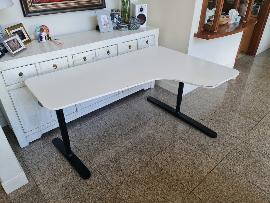 Bekant right corner desk deals