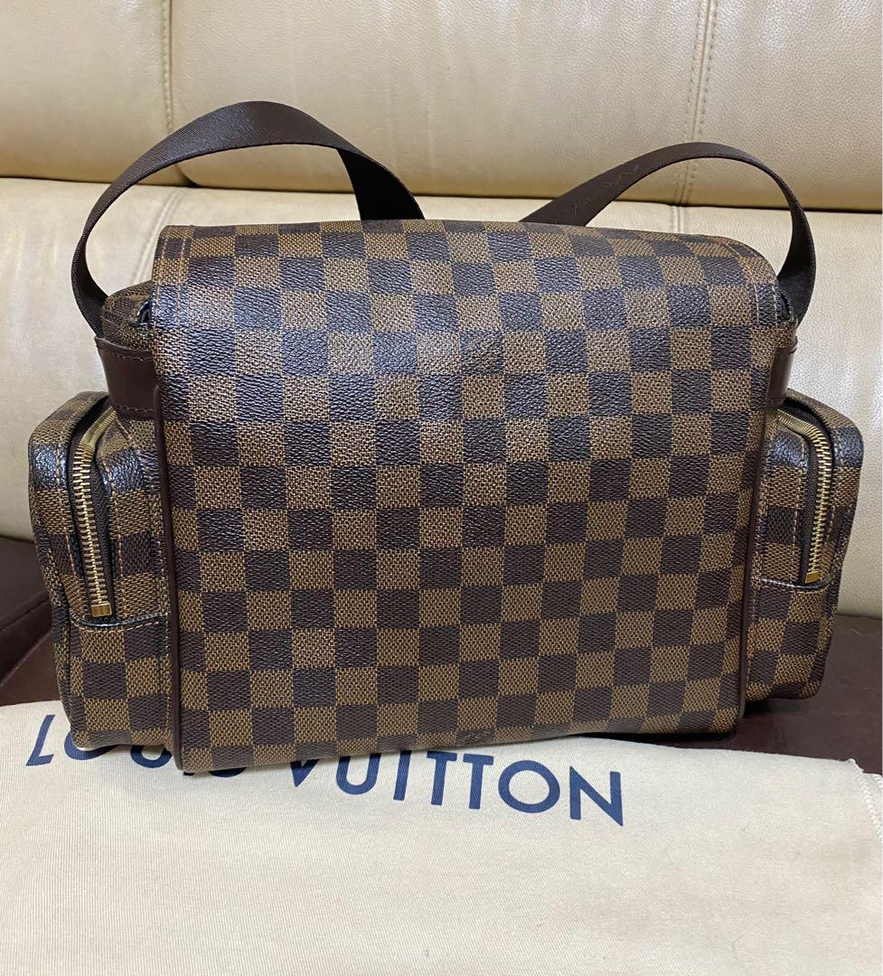 Louis Vuitton LV Melville Reporter Authentic, Luxury, Bags & Wallets on  Carousell