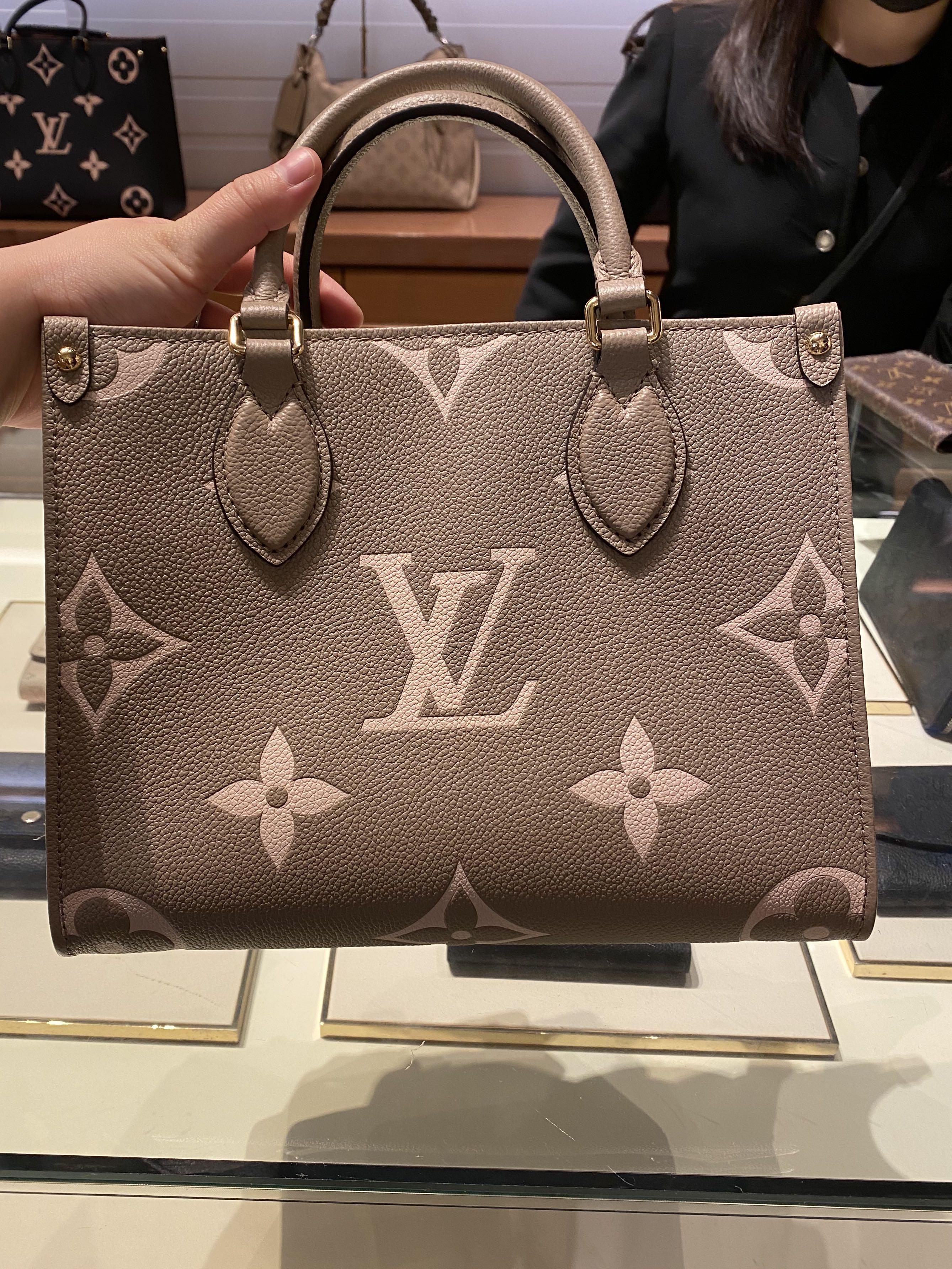 LV On my side PM: Onthego PM wanna be? 