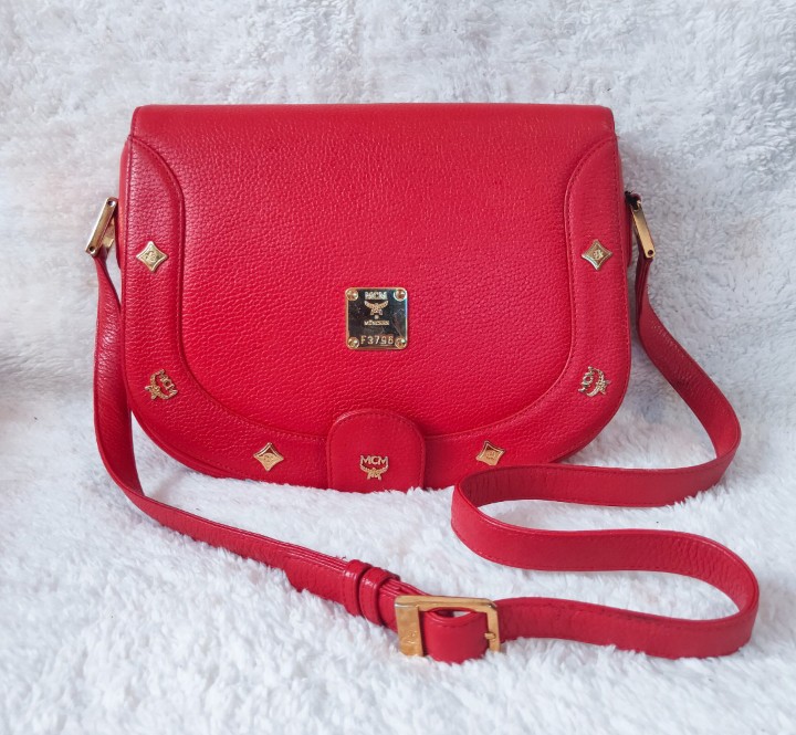 mcm sling bag red