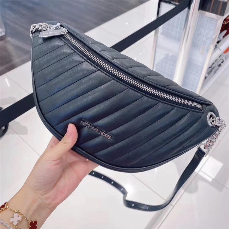 Michael michael kors peyton 2025 large quilted belt bag