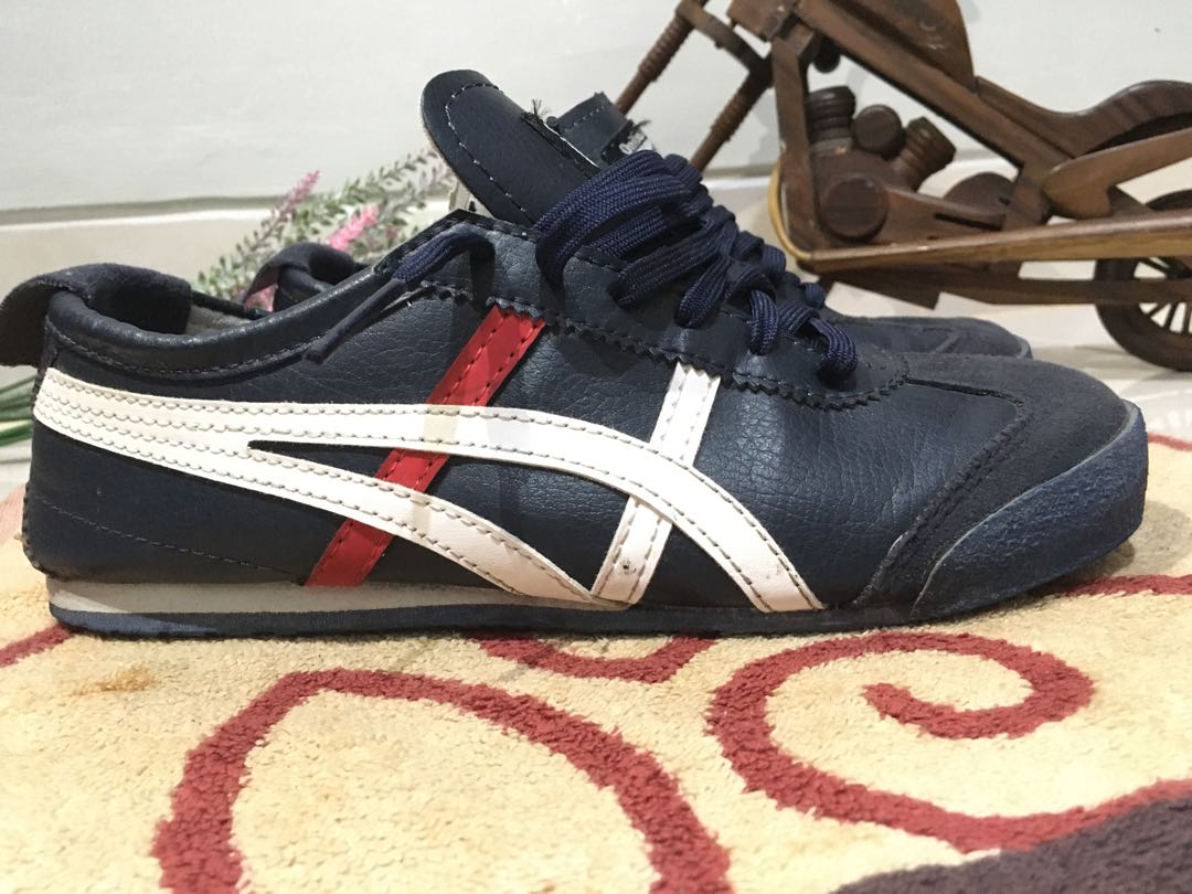 onitsuka tiger biru dongker