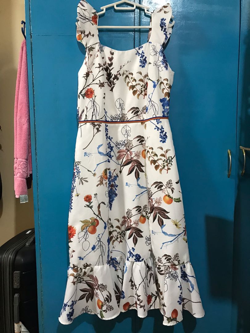 Plains and prints floral dress hotsell