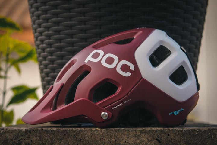 Poc tectal red outlet