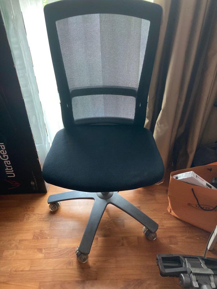 Steelcase Leap V2 Fully Adjustable Model Office Chair In Black – Chairman  Ergoffice Furniture LLC