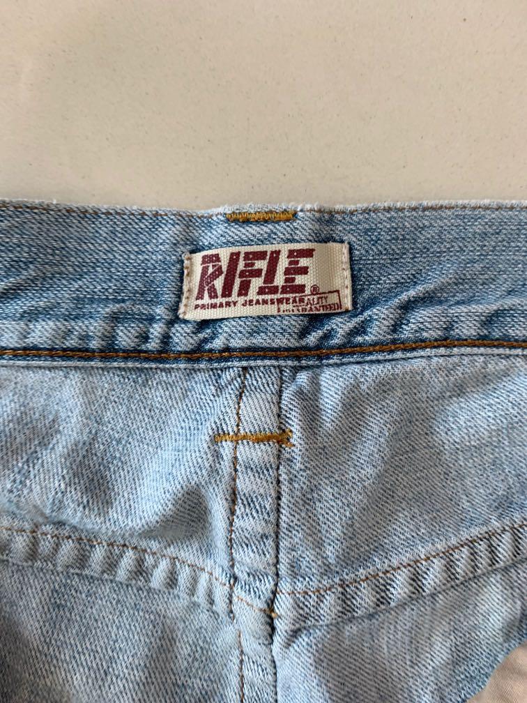 Rifle Jeans, Fesyen Pria, Pakaian , Bawahan di Carousell