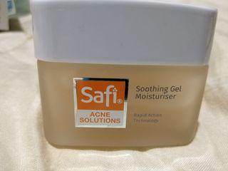 pencuci muka safi acne solution