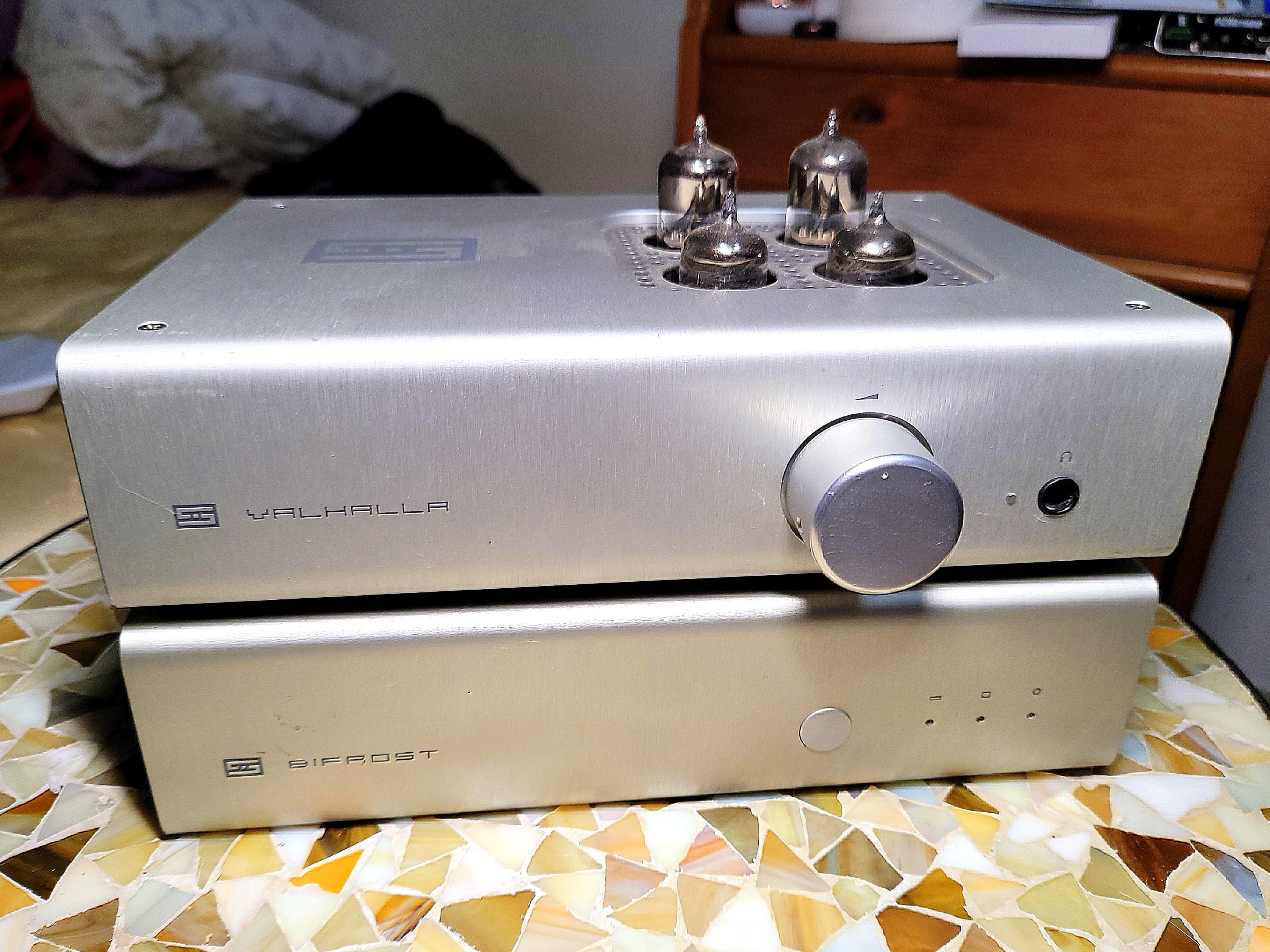 Schiit Valhalla 1 Bifrost 1 QED Carousell