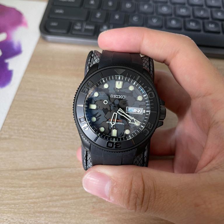 Seiko SKX007 Mod with black camo camouflage dial BAPE, Luxury, Watches on  Carousell