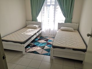 (Category: ) located in . Submitted by mo8_ars (Listing ID 1072366421, Image 1). Description: .
