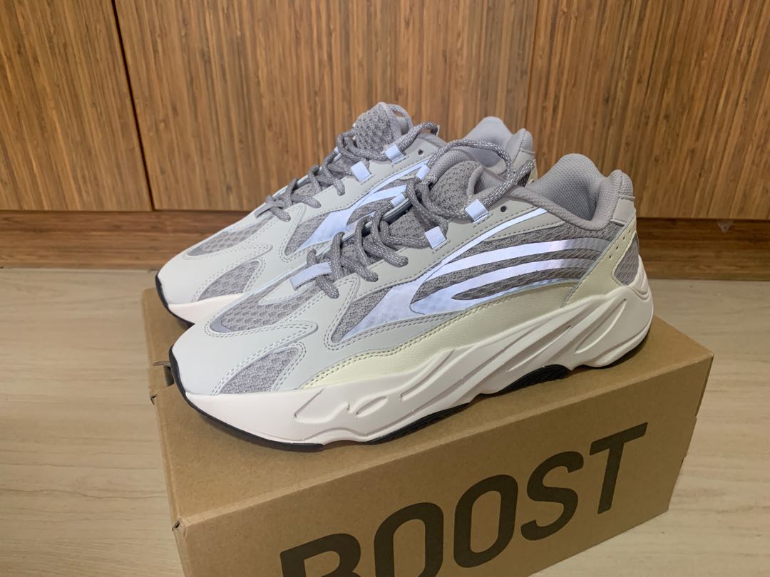 yeezy 700 reflect