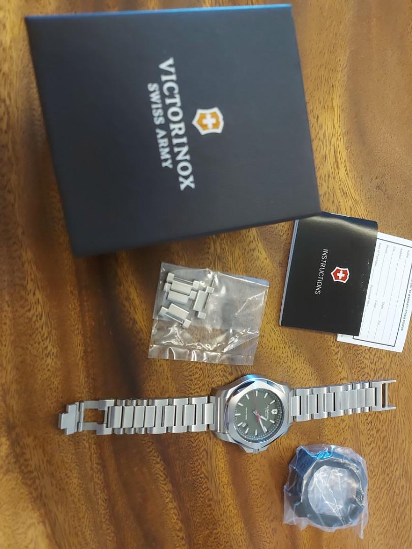Victorinox swiss army INOX quartz movement green dial Men s
