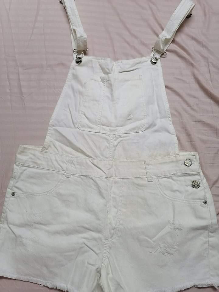 Short white jumper new arrivals