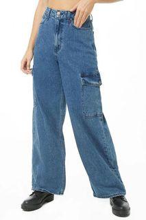Wide Leg Cargo Jeans