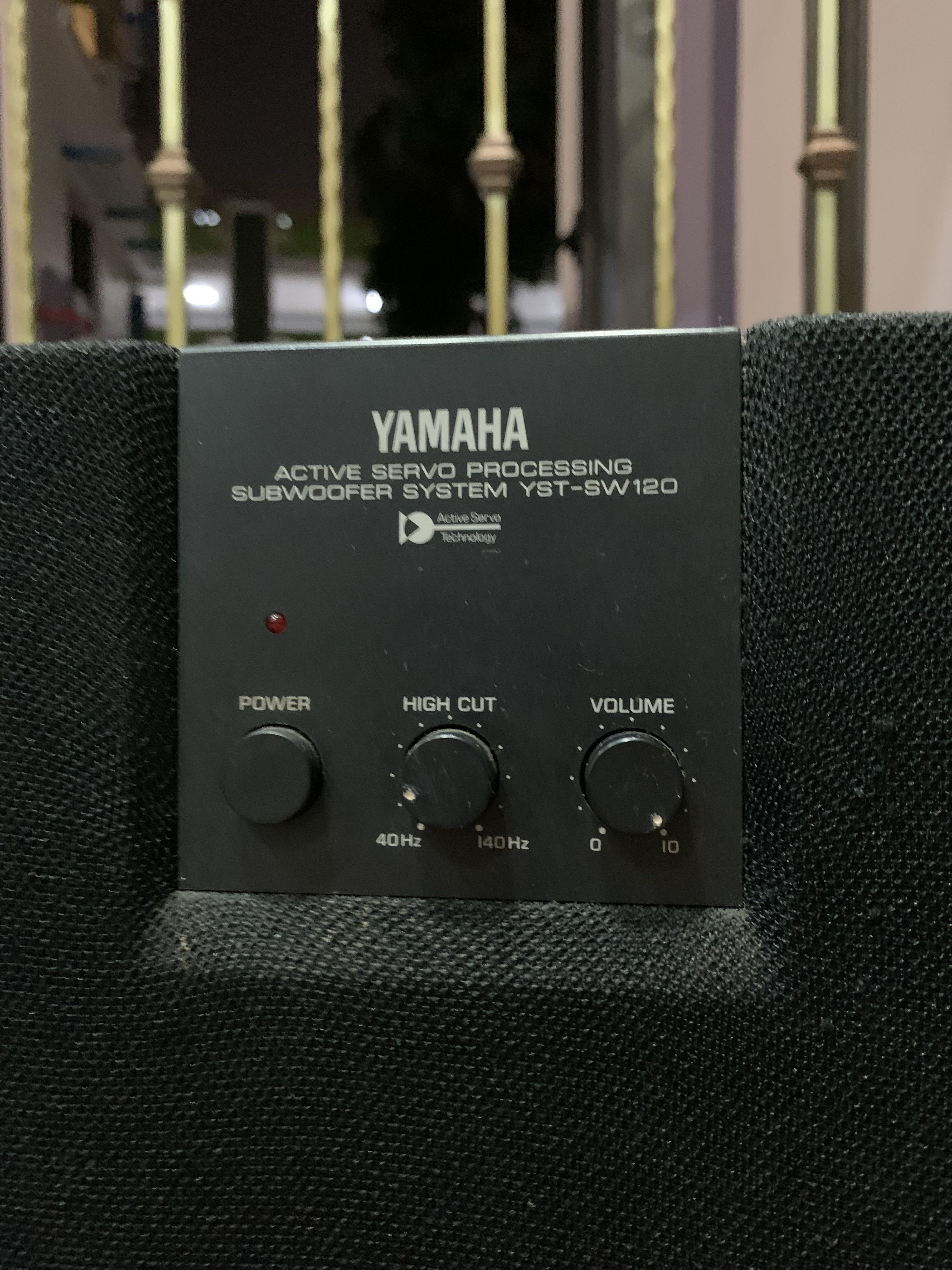 YAMAHA YSTSW120 SUBWOOFER BOOKSHELF SPEAKER, Electronics, Audio on