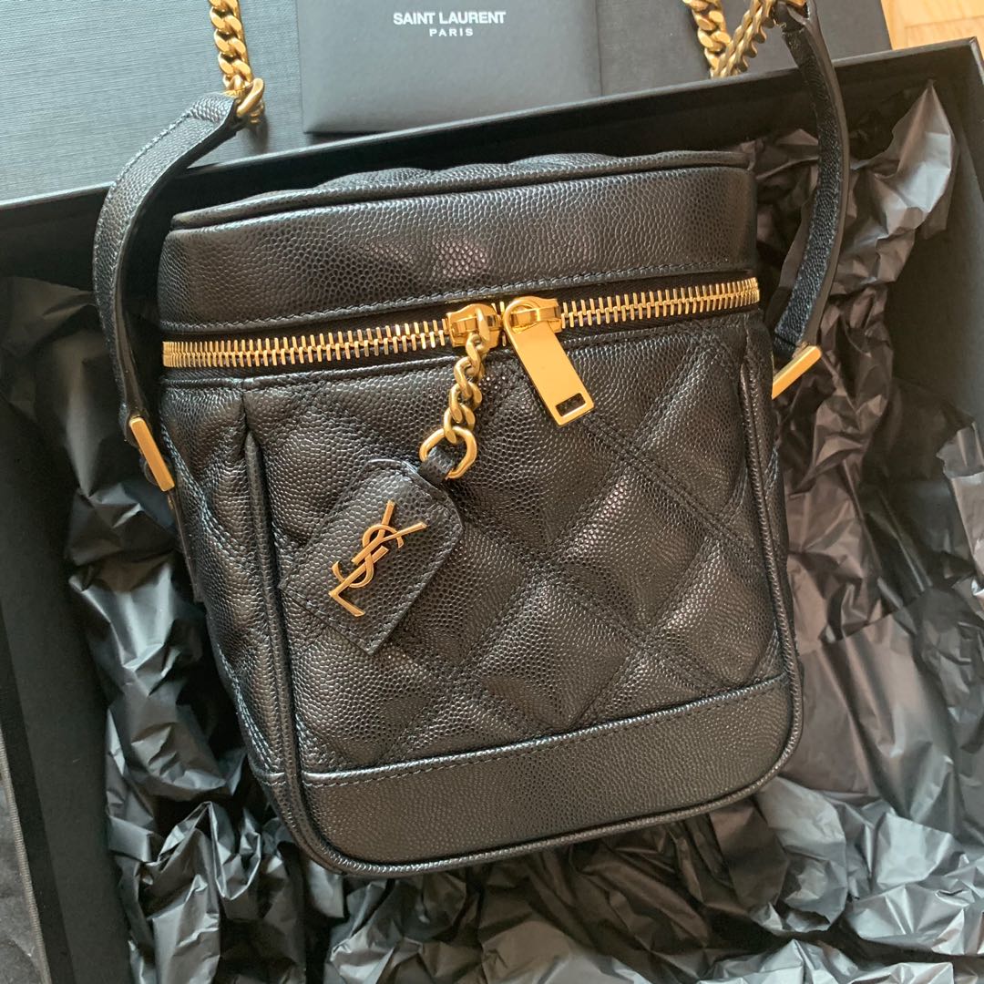 YSL Saint Laurent vanity bag 全新聖羅蘭黑色荔枝牛皮水桶袋單肩包/斜挎包/肩揹袋 649779, 女裝, 手袋及銀