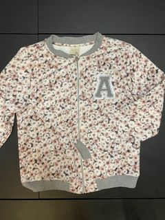 （分類：）位於 。 由 ngohailulala 提交（商品編號 1072457715，圖片 1）。簡介： 。