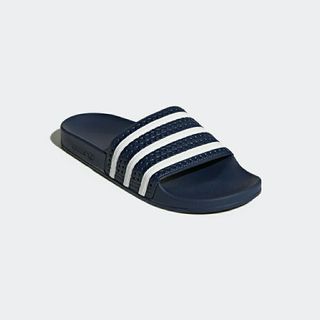 (Category: ) located in . Submitted by kayla28s (Listing ID 1074381016, Image 1). Description: .