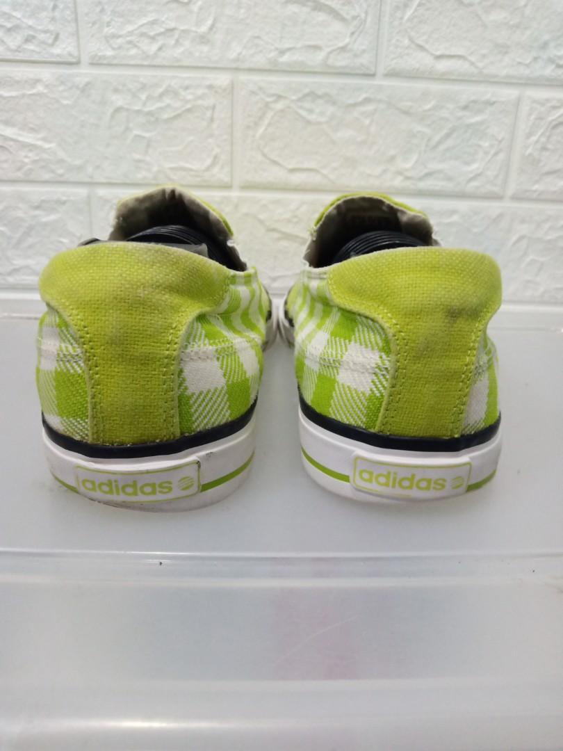 Adidas neo vibetouch hotsell