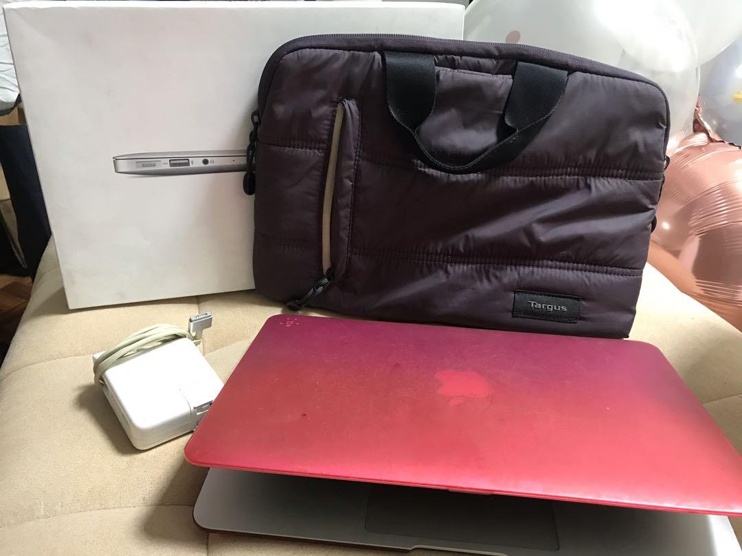 Apple Macbook Air 11" (Category: Laptops & Notebooks) located in Pasig City. Submitted by emashopaholic (Listing ID 1074286872, Image 3). Description: NEGOTIABLE: Apple Macbook 11" 2012 model Excellent condition Slightly used No issues With box and original charger Comes with original case and original Targus bag Reason for selling: bought Macbook Pro .