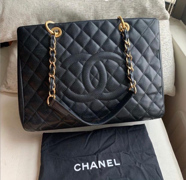 Chanel Gst Caviar Bag size Large
