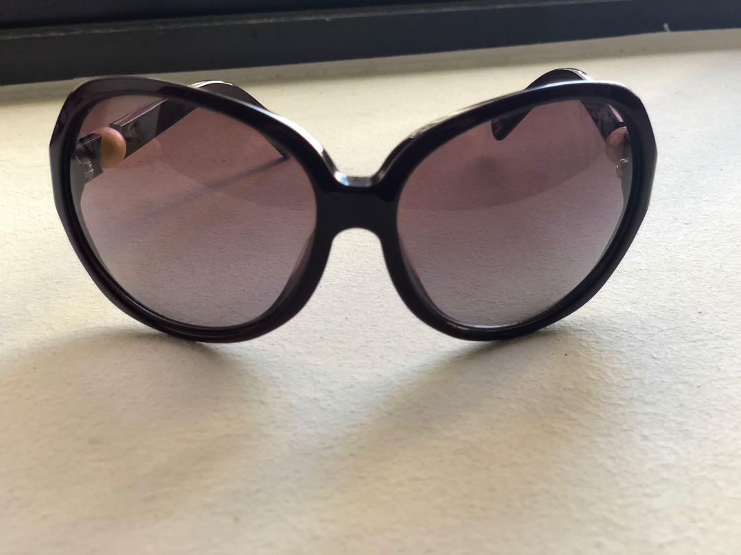 Chanel pearl sunglass -authentic