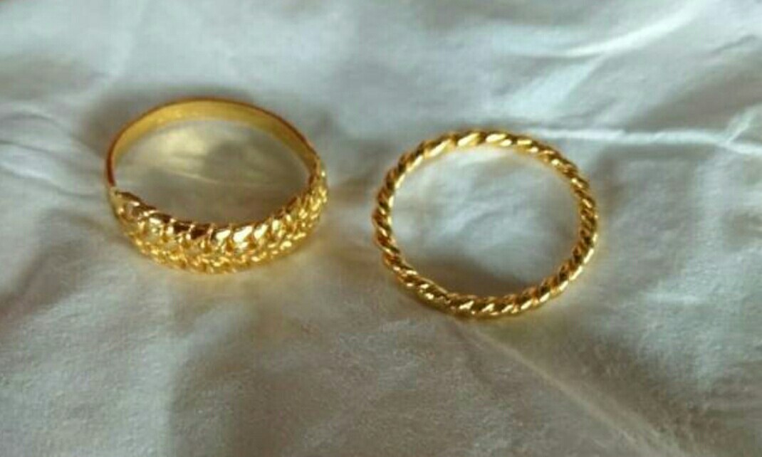 Cincin 24 Karat Bisa Di Cicil Ya Buat Yg Serius Percaya Aja Kalo Ngk Yakin Jgn Banyak Nanya Nawar2 Fesyen Wanita Perhiasan Di Carousell Cincin 24 Karat Bisa Di Cicil Ya Buat Yg Serius Percaya Aja Kalo Ngk Yakin Jgn Banyak Nanya Nawar2 Fesyen Wanita Perhiasan Di Carousell