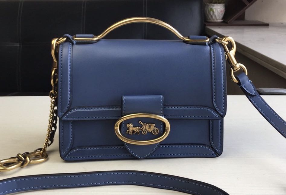 Coach Riley Bag, Women's Fashion, Bags & Wallets, Cross-body Bags on ...