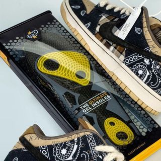 （分類：）位於 。 由 vdkicks 提交（商品編號 1074402537，圖片 1）。簡介： 。