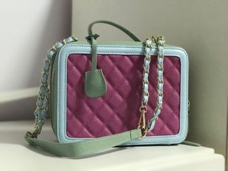 (Category: ) located in . Submitted by joyfulpurchases (Listing ID 1074335585, Image 1). Description: .