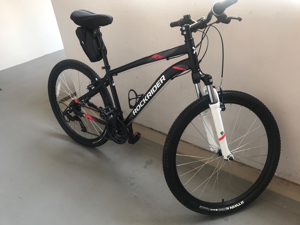 Rockrider st 100 poids best sale