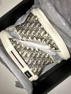 (Category: ) located in . Submitted by tricksss (Listing ID 1074321746, Image 1). Description: .
