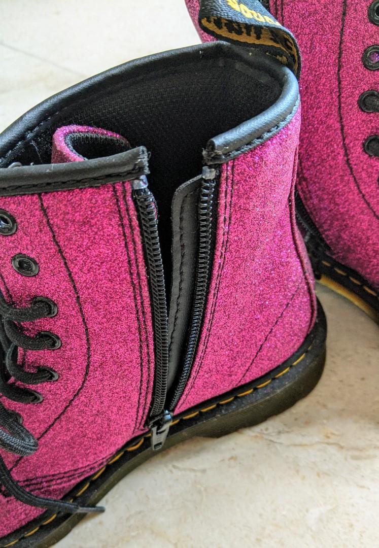 Dr Martens Delaney Glitter Pink