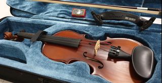 100+ Violin synwin 4 4 For Sale | Music & Media | Carousell Singapore