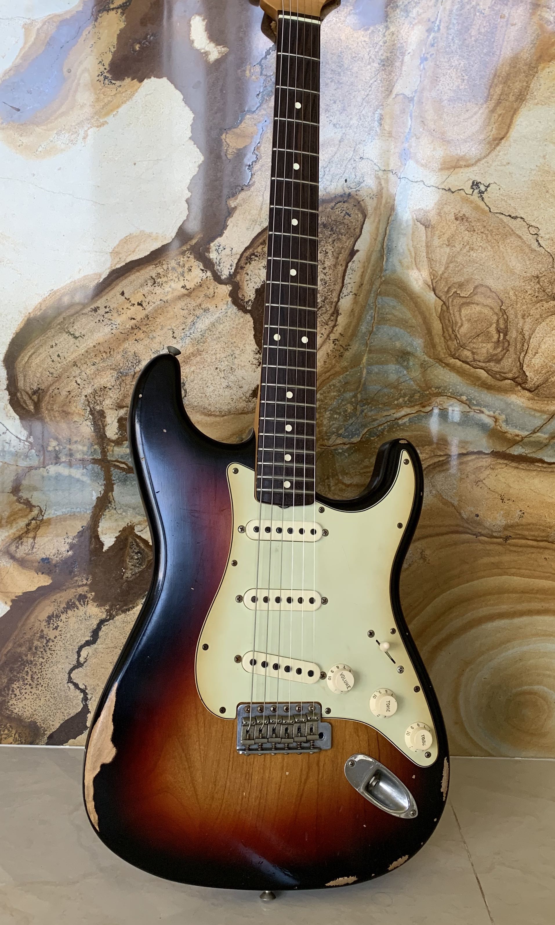 Fender Stratocaster Road Worn 60s Hobbies Toys Music Media