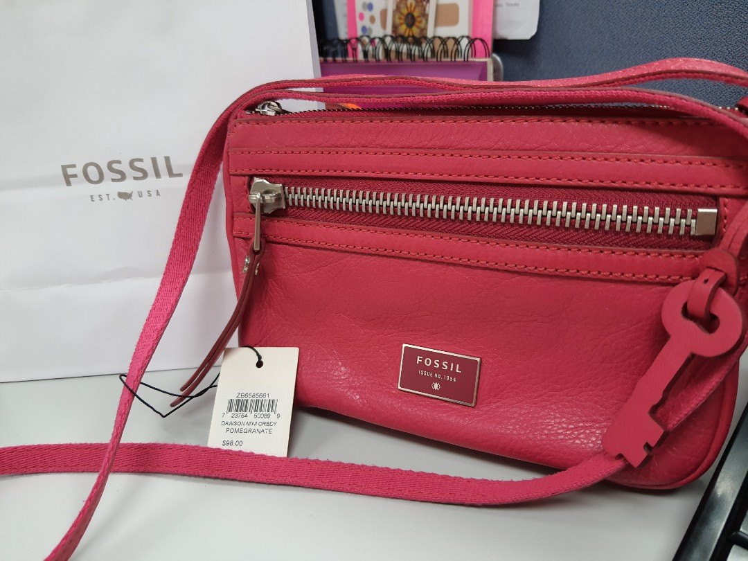 NWT Fossil Dawson Mini Crossbody Pomegranate Women s Fashion