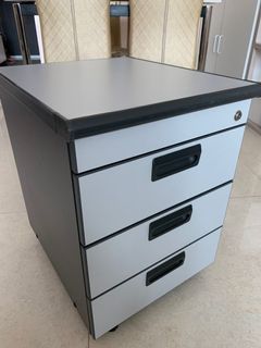 （分類：）位於 。 由 micstand 提交（商品編號 1074262613，圖片 1）。簡介： 。
