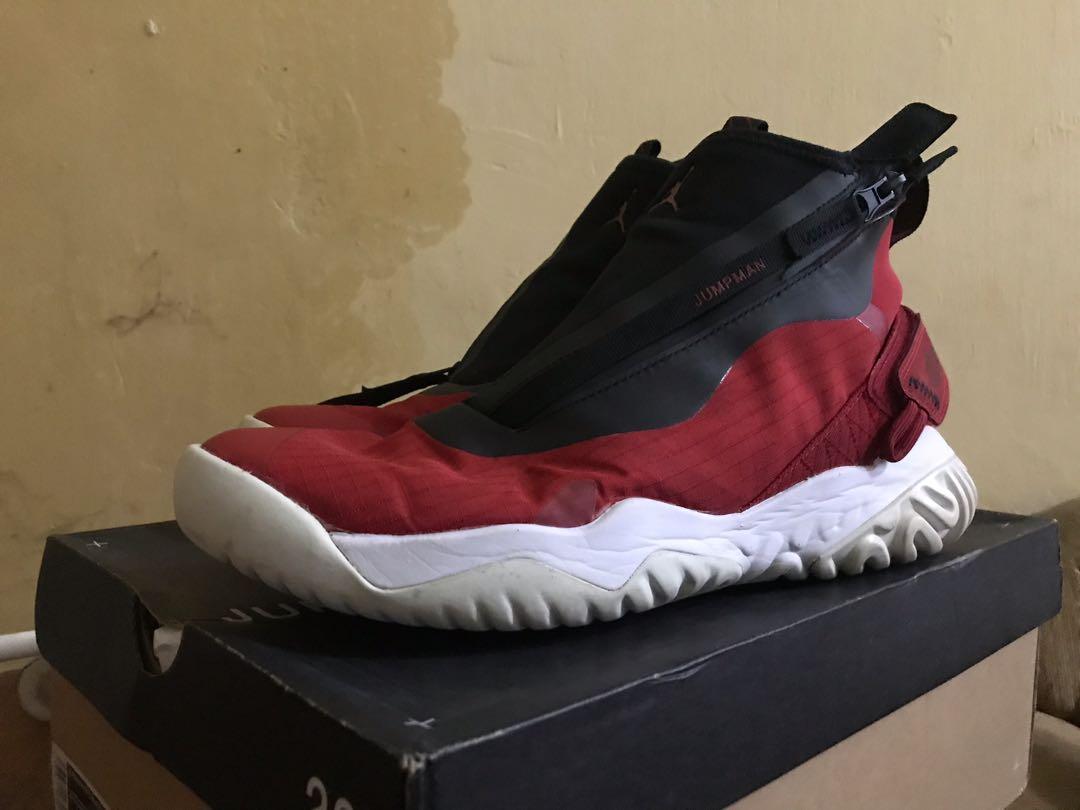 Jordan proto react gym red top