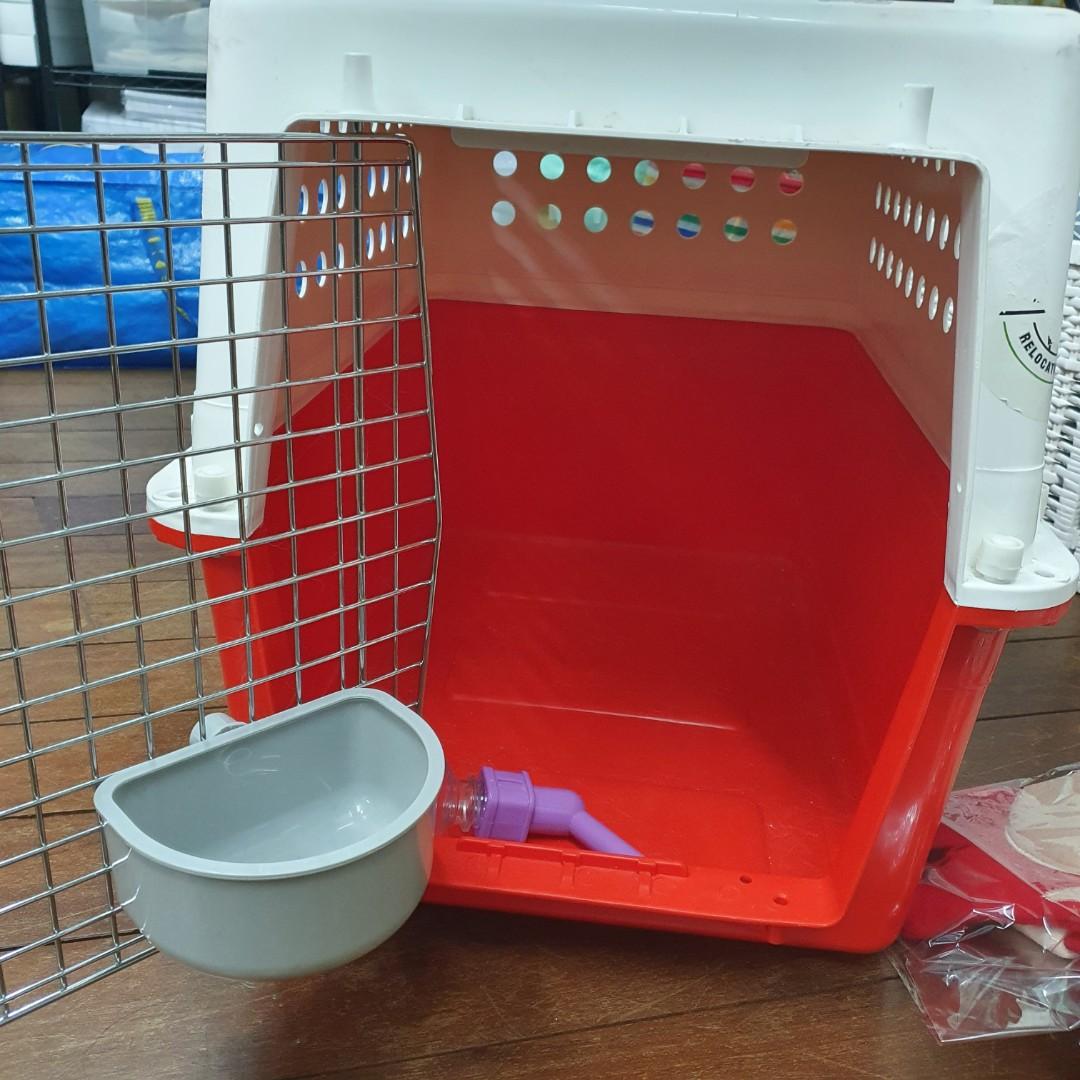 Large dog crate / carrier, Pet Supplies, Homes & Other Pet Accessories