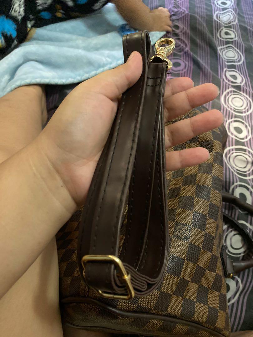 LV DAMIER DOCTORS BAG, Luxury, Bags & Wallets on Carousell