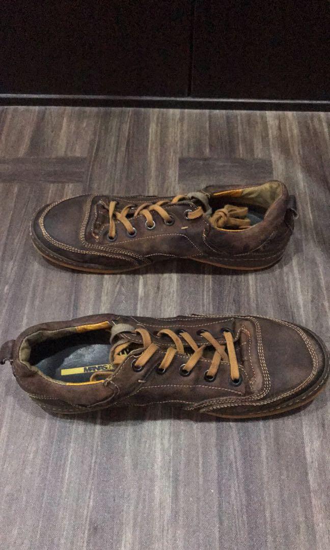 Manas design shoe