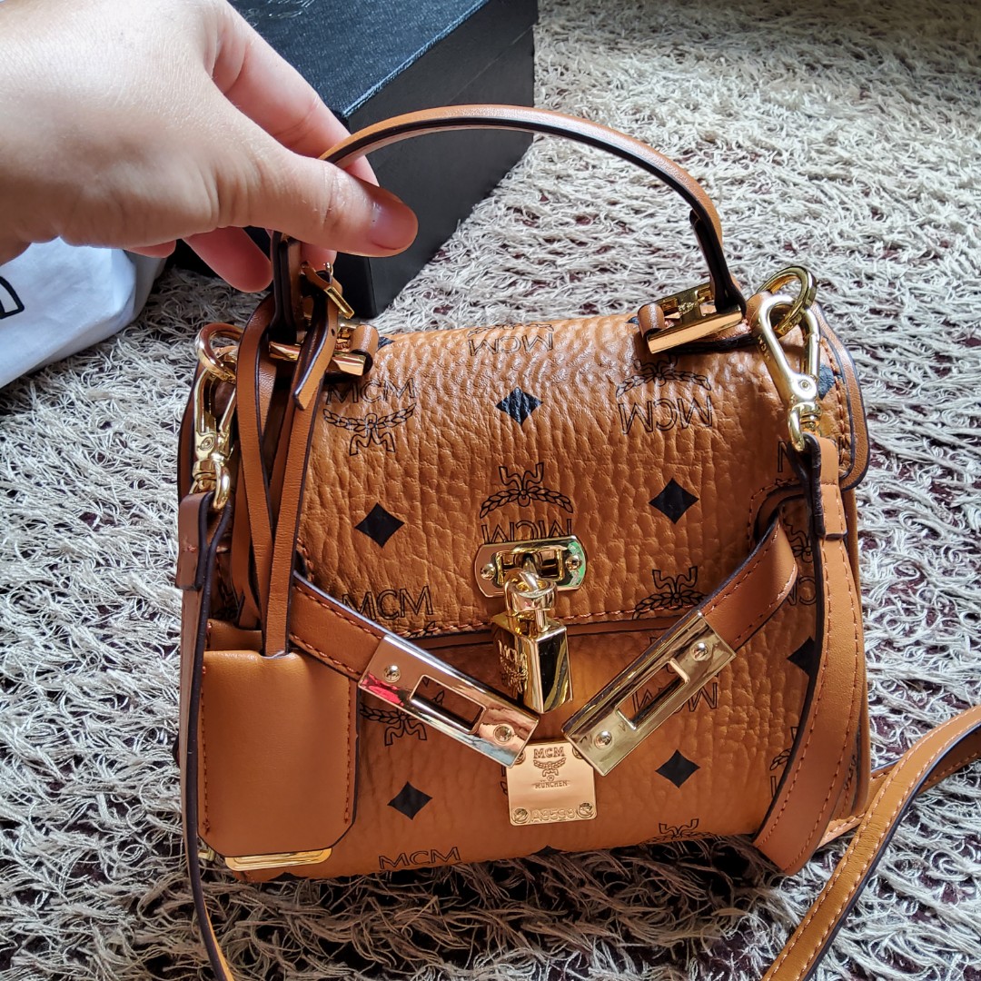 Mcm heritage on sale bag