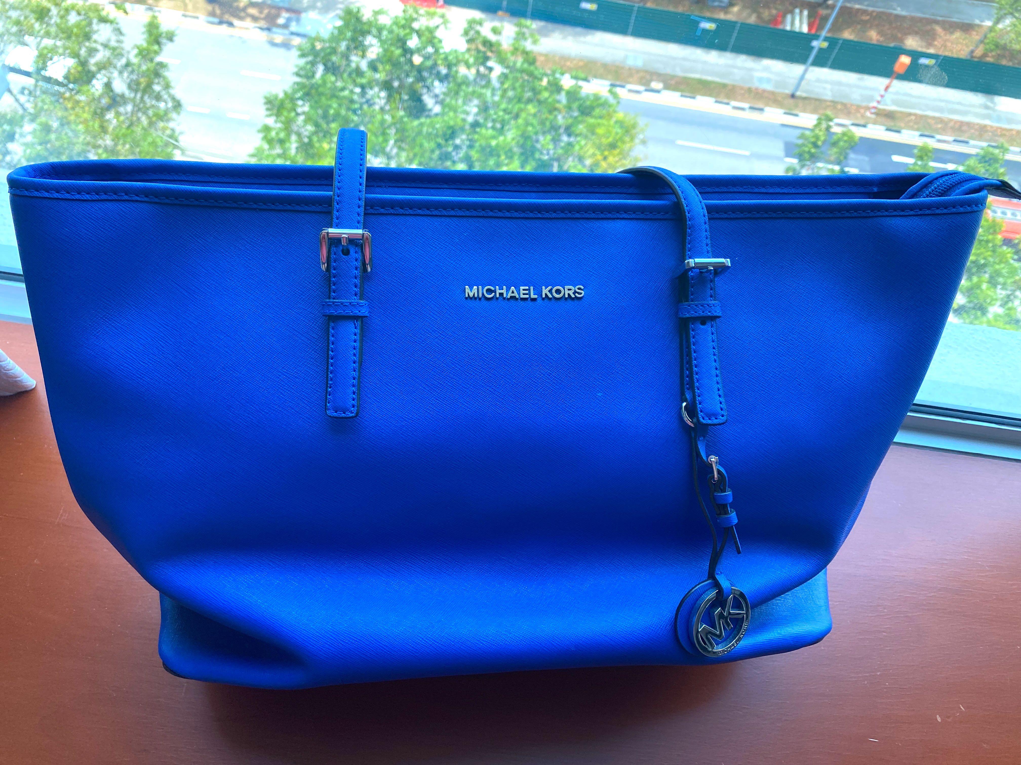 Michael kors neon best sale purse