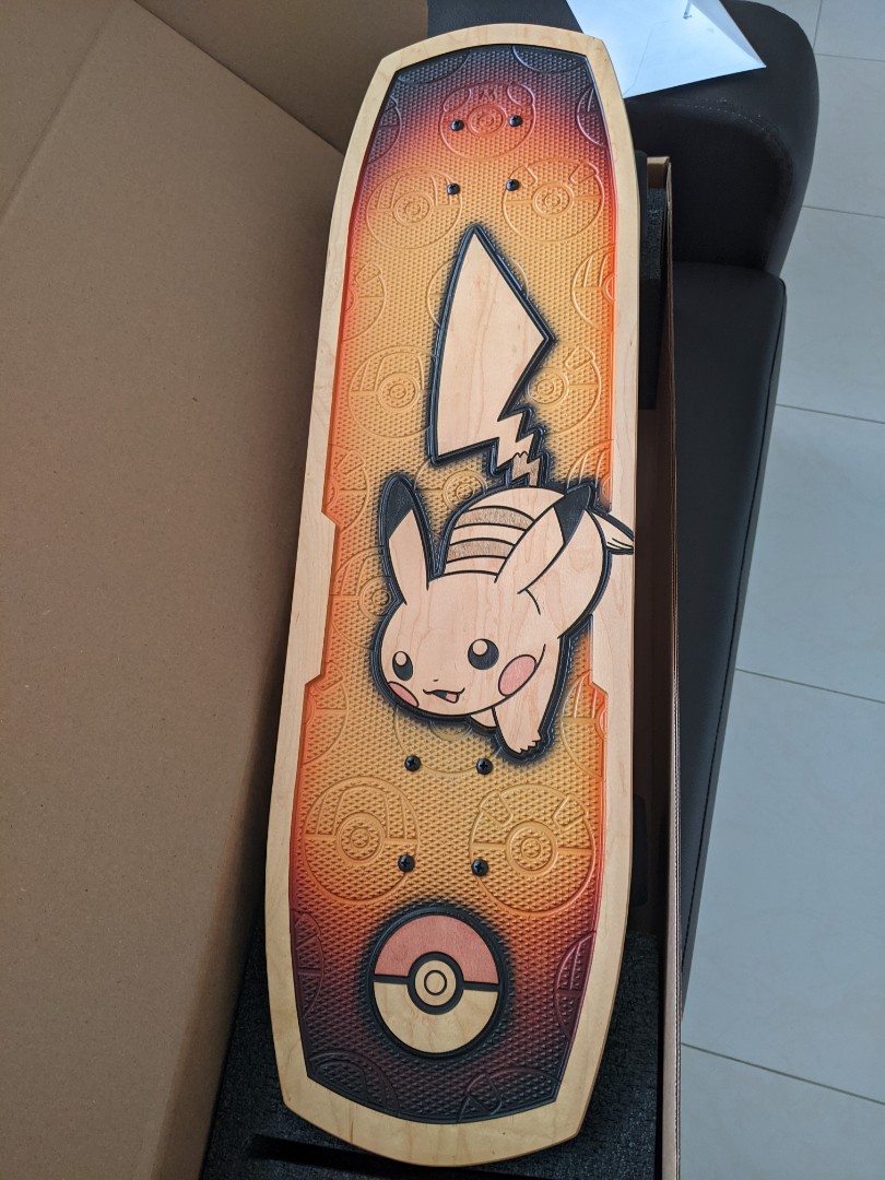 Pokémon Center × Bear Walker: Glaceon Skateboard Deck | Pokémon Center