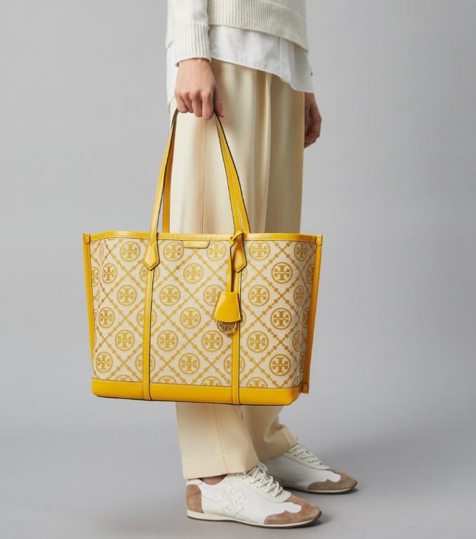 PREORDER) TORY BURCH - PERRY T MONOGRAM TRIPLE-COMPARTMENT TOTE 83312,  Luxury, Bags & Wallets on Carousell