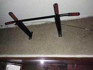 Pull Up Bar with bolts - home and gym equipment