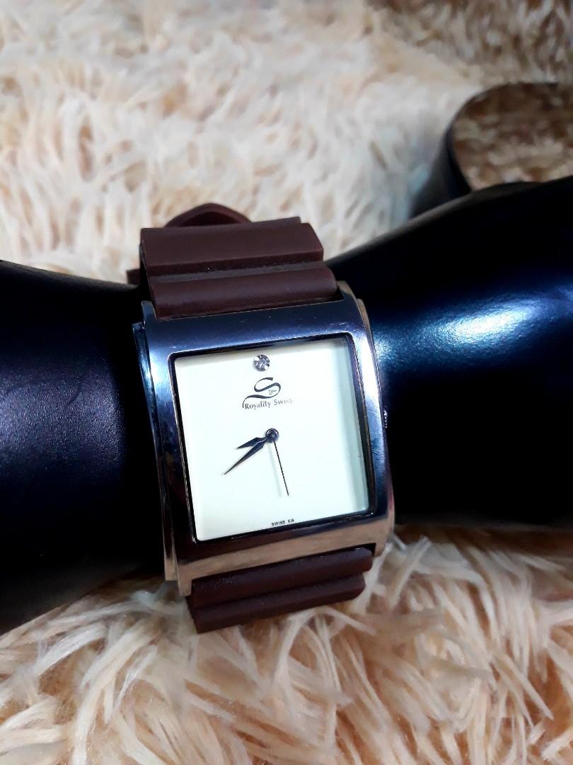Royality swiss oversized watch