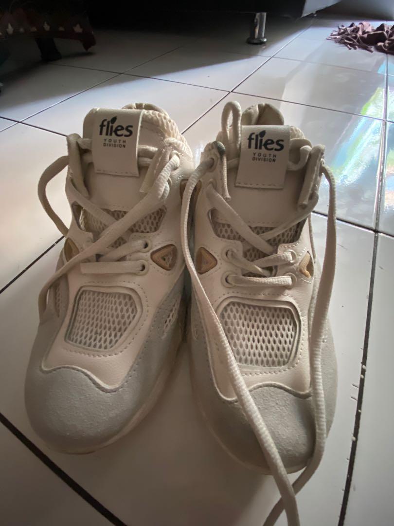 Ramadhansale Sneaker Flies