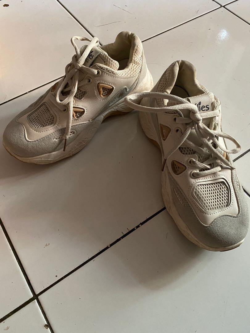 Ramadhansale Sneaker Flies