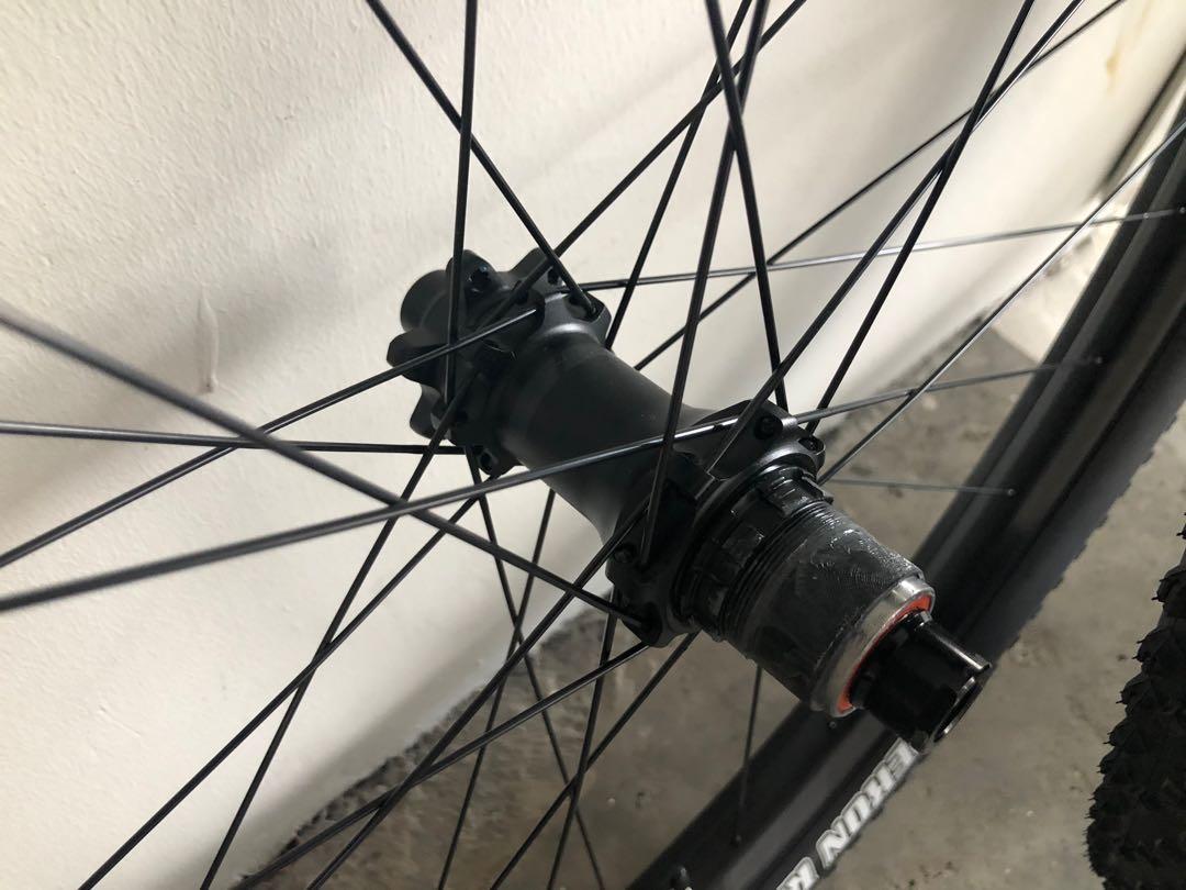 Syncros silverton clearance 2.0 wheelset weight